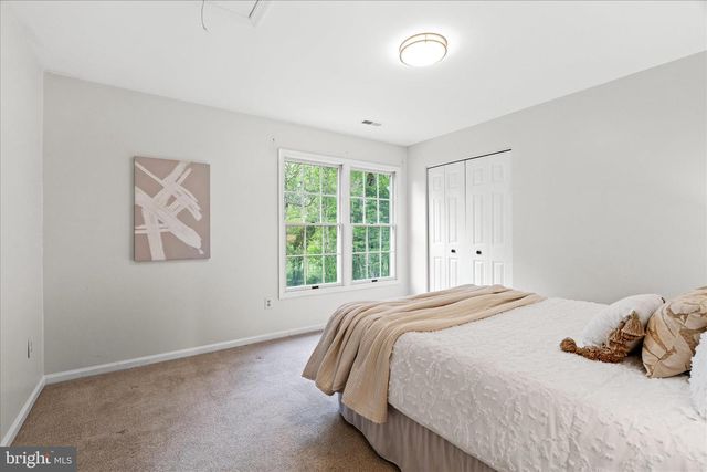 7913 BRIARHEATH CT, Gaithersburg, MD 20882