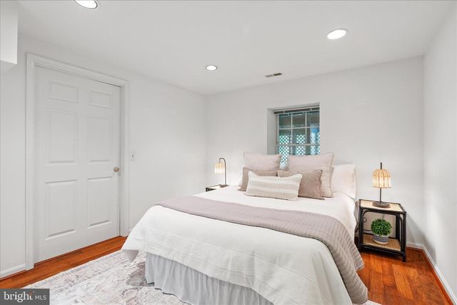 7913 BRIARHEATH CT, Gaithersburg, MD 20882