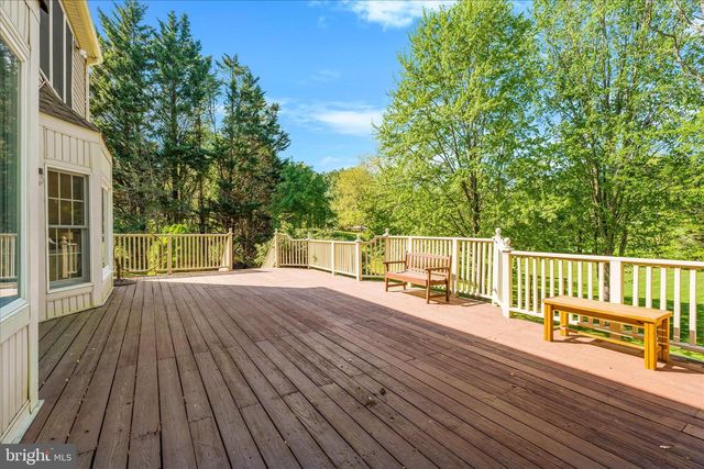 7913 BRIARHEATH CT, Gaithersburg, MD 20882