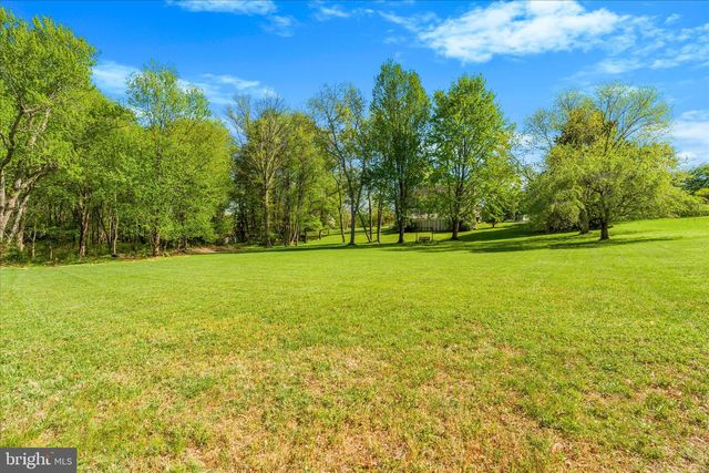 7913 BRIARHEATH CT, Gaithersburg, MD 20882