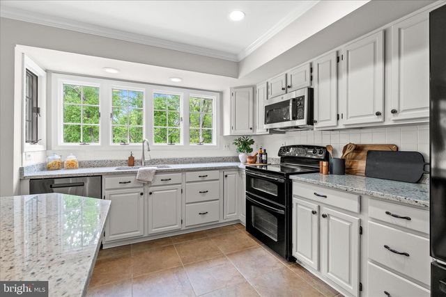 7913 BRIARHEATH CT, Gaithersburg, MD 20882