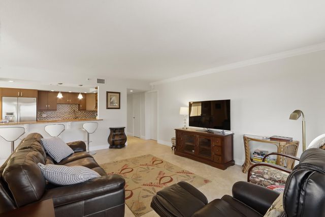 500 Ocean Trail Way 409, Jupiter, FL 33477