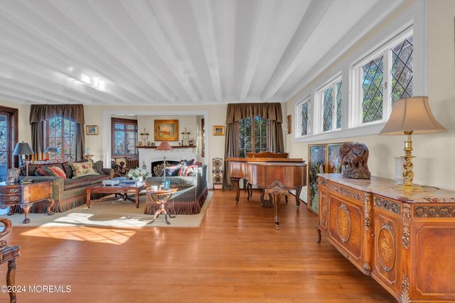 44 W Twin Road, Highlands, NJ 07732