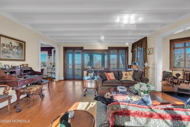 44 W Twin Road, Highlands, NJ 07732