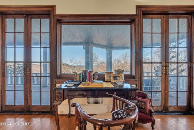 44 W Twin Road, Highlands, NJ 07732