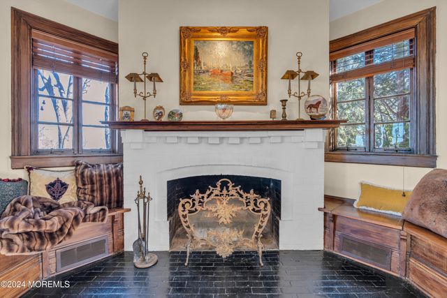 44 W Twin Road, Highlands, NJ 07732