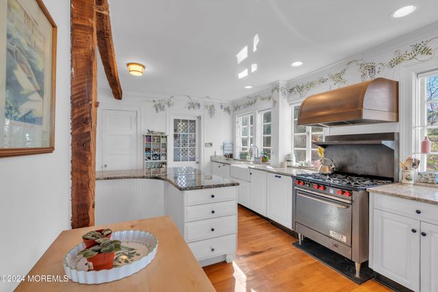 44 W Twin Road, Highlands, NJ 07732