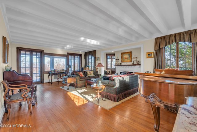44 W Twin Road, Highlands, NJ 07732