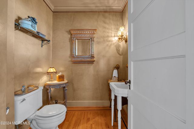 44 W Twin Road, Highlands, NJ 07732