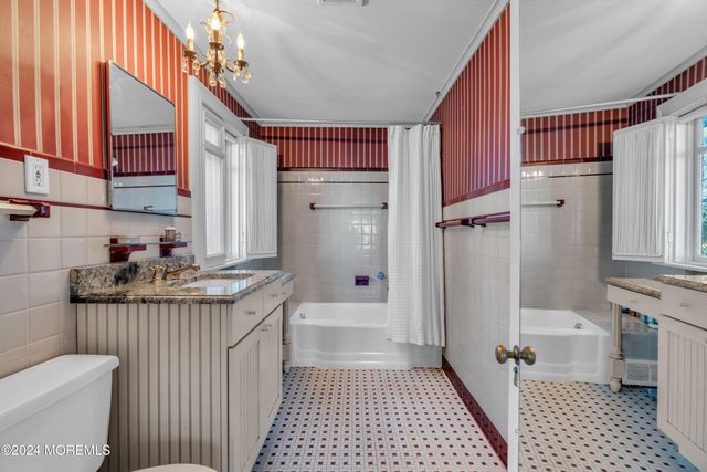 44 W Twin Road, Highlands, NJ 07732