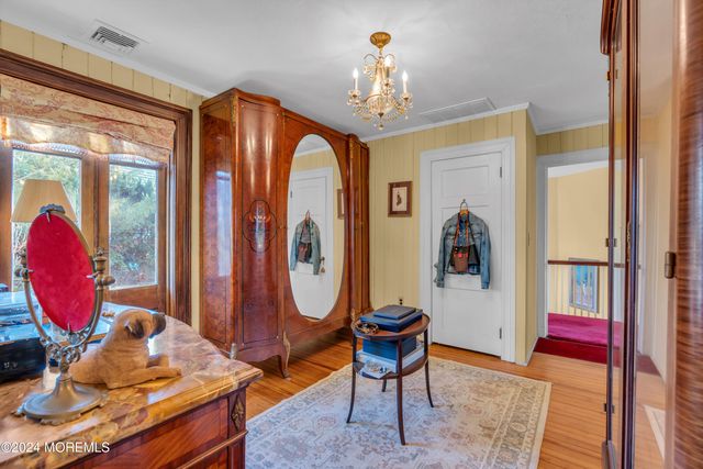 44 W Twin Road, Highlands, NJ 07732