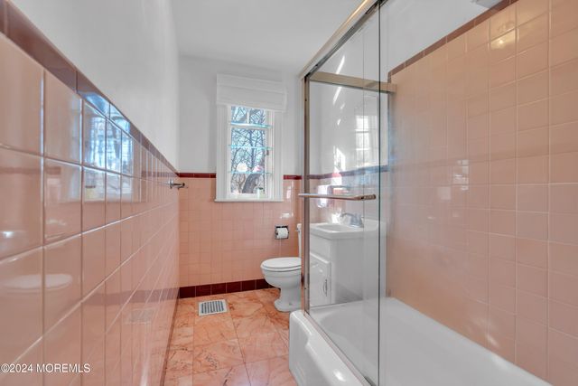 44 W Twin Road, Highlands, NJ 07732