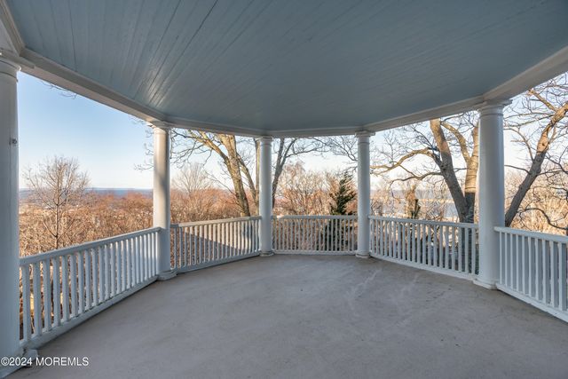 44 W Twin Road, Highlands, NJ 07732