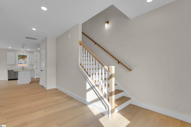 8 Taverly Drive, Greenville, SC 29605