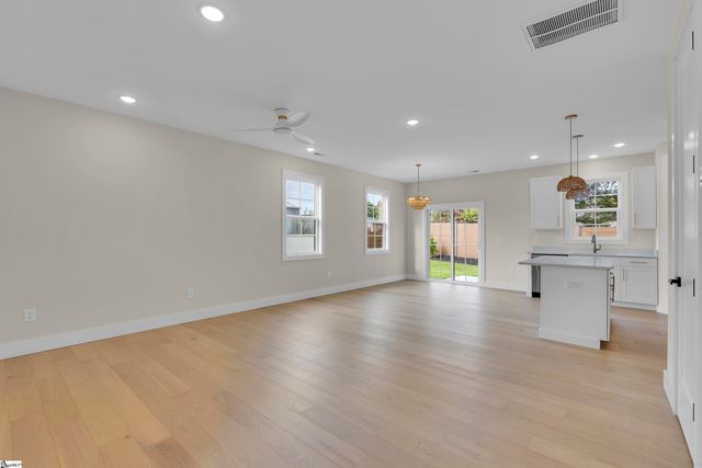 8 Taverly Drive, Greenville, SC 29605