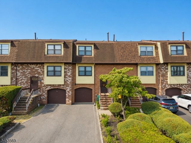 3003 North Oaks Boulevard, North Brunswick Twp., NJ 08902