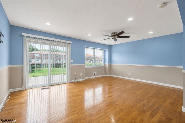 3003 North Oaks Boulevard, North Brunswick Twp., NJ 08902