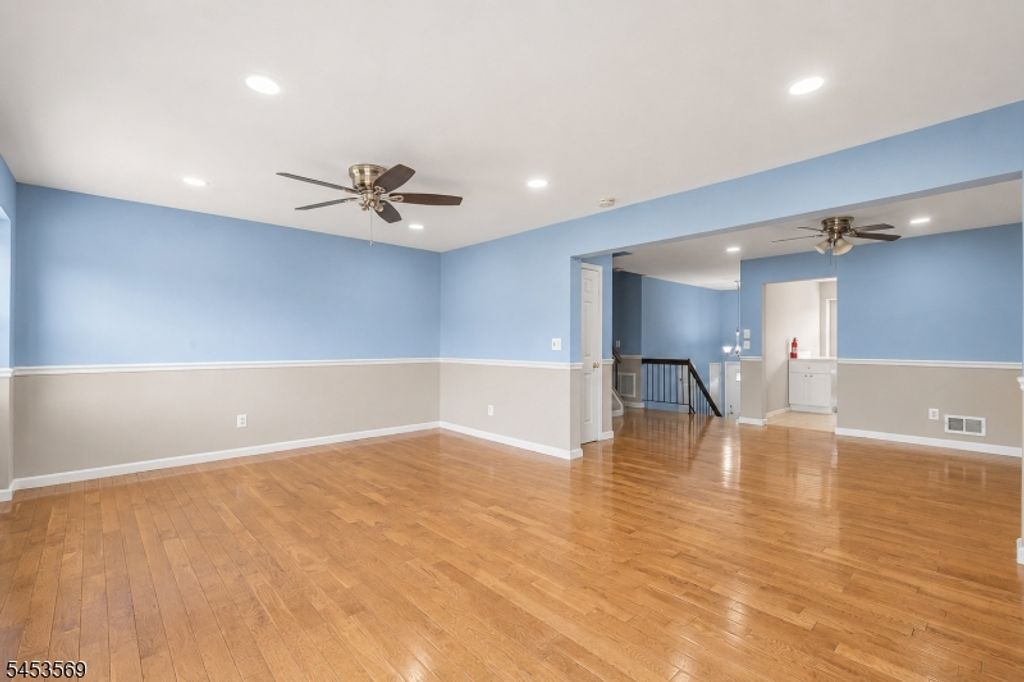 3003 North Oaks Boulevard, North Brunswick Twp., NJ 08902 — photo 4