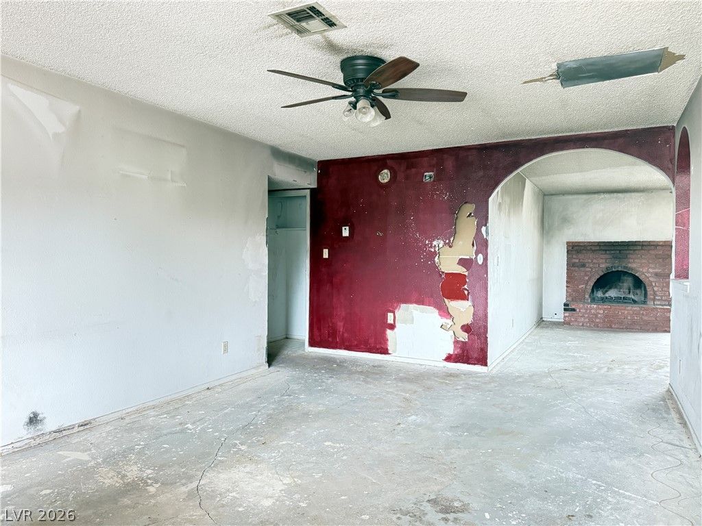 4233 Kensington Way, Las Vegas, NV 89108 — photo 2