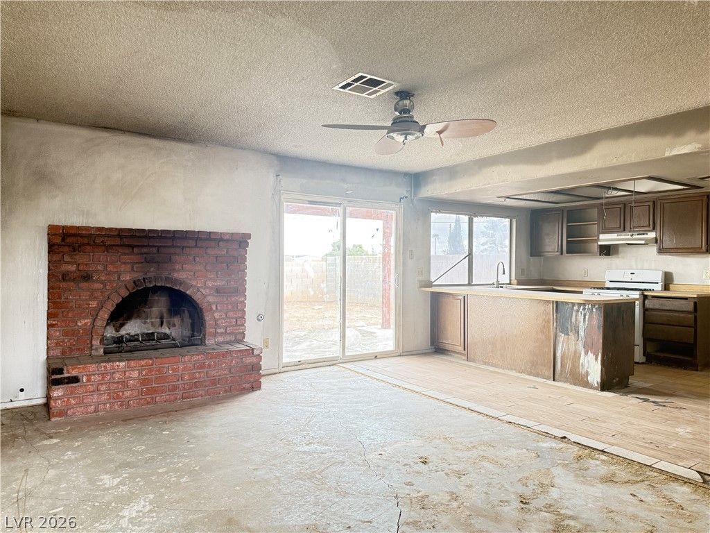 4233 Kensington Way, Las Vegas, NV 89108 — photo 4