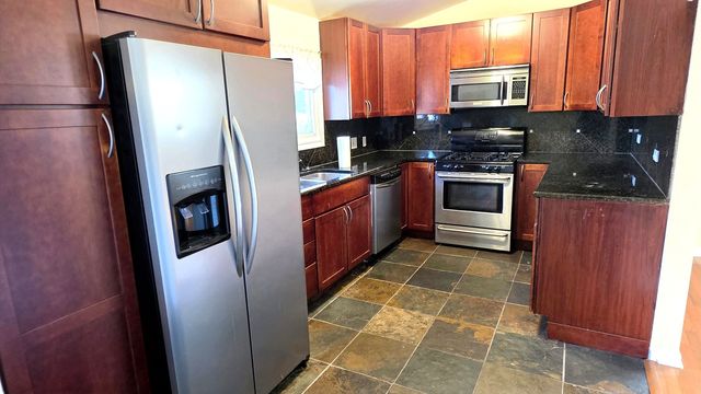 1417 Lake Avenue 2, Wilmette, IL 60091