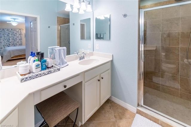 9828 Venezia CIR # 1124, Naples, FL 34113