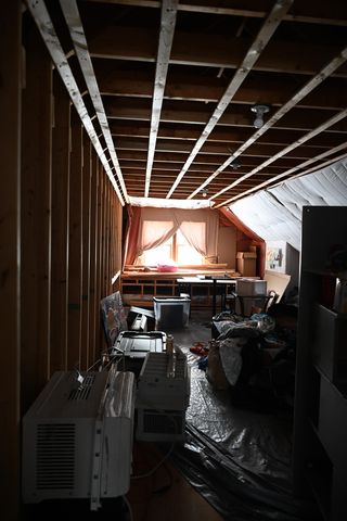 4 Westview Drive, Derry, NH 03038