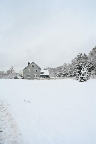 4 Westview Drive, Derry, NH 03038