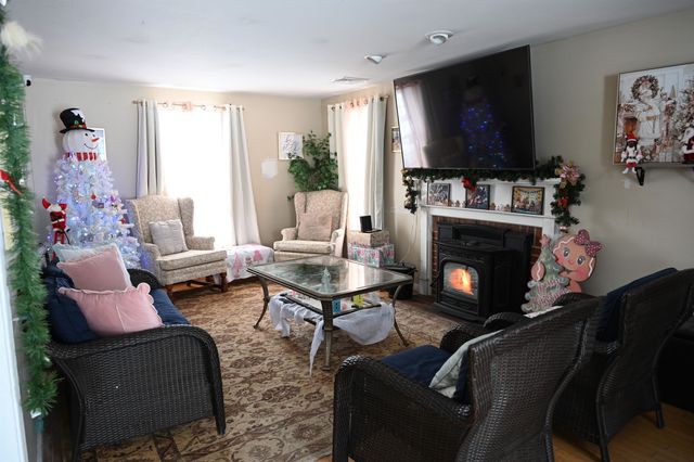 4 Westview Drive, Derry, NH 03038