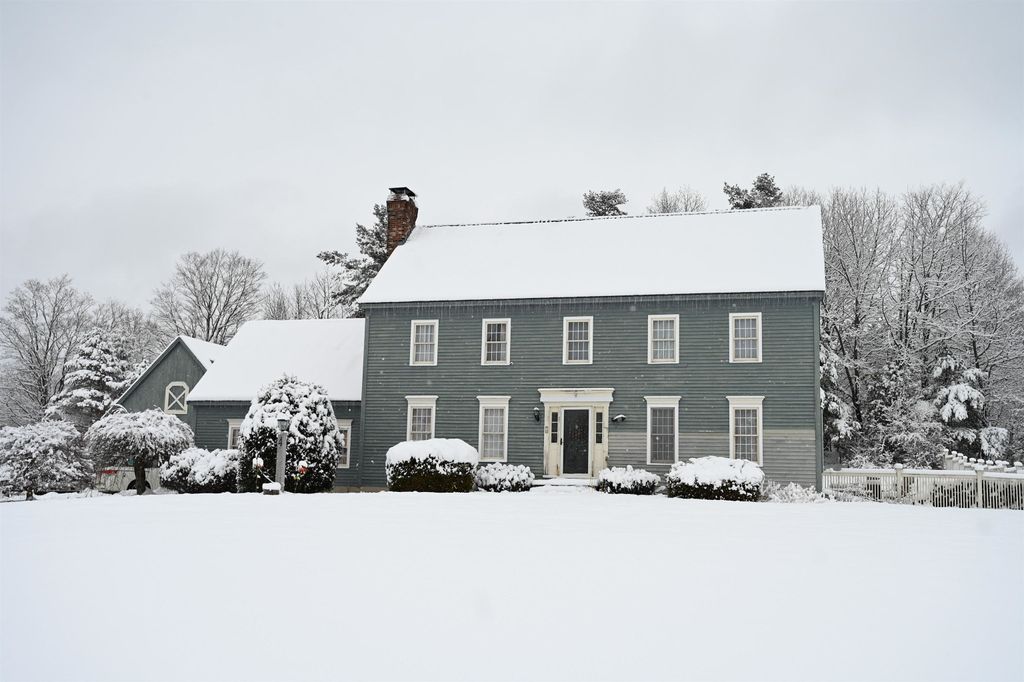 4 Westview Drive, Derry, NH 03038