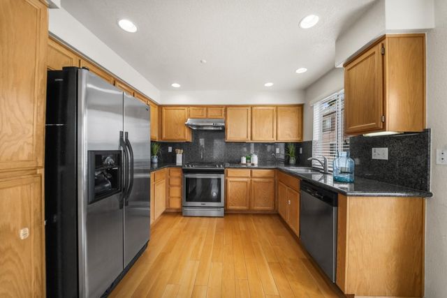 1295 KOI Terrace, Fremont, CA 94536