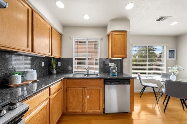 1295 KOI Terrace, Fremont, CA 94536
