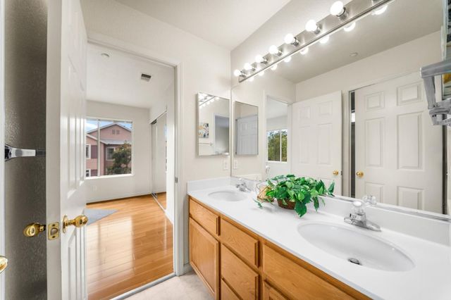 1295 KOI Terrace, Fremont, CA 94536