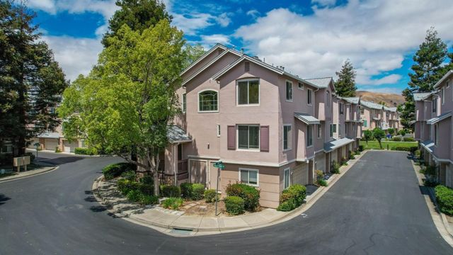 1295 KOI Terrace, Fremont, CA 94536
