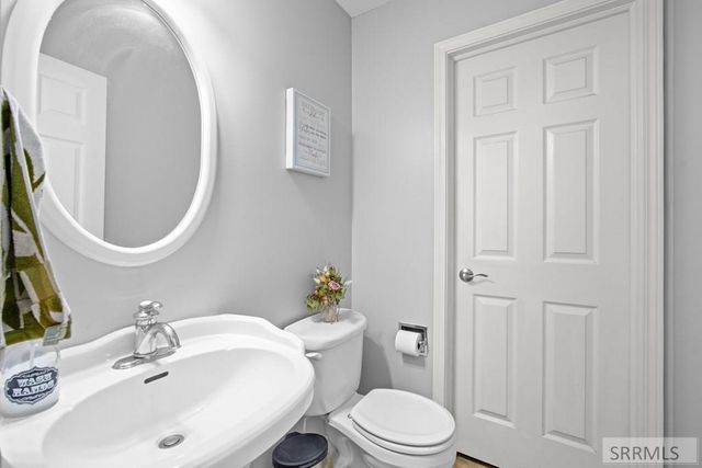 2882 Sandstone Drive, Idaho Falls, ID 83404