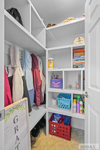 2882 Sandstone Drive, Idaho Falls, ID 83404