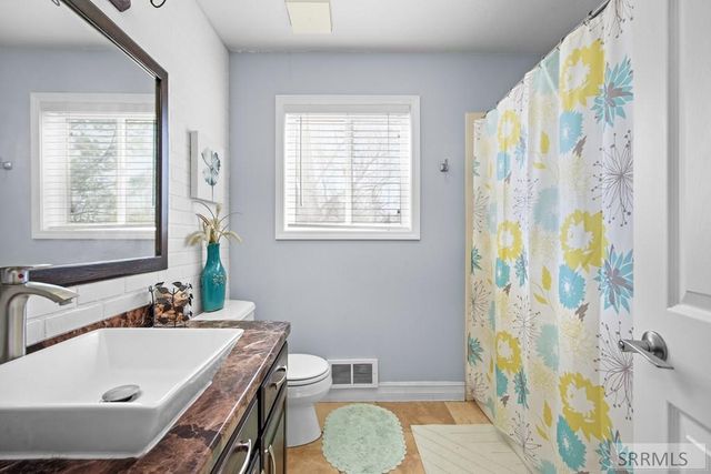 2882 Sandstone Drive, Idaho Falls, ID 83404