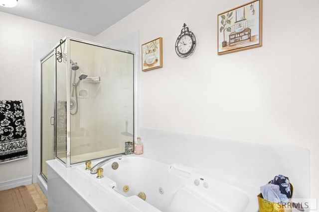 2882 Sandstone Drive, Idaho Falls, ID 83404