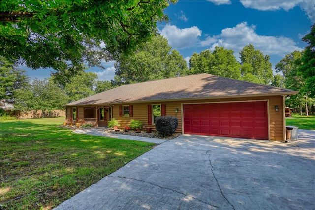 647 E Mays Road, Stockbridge, GA 30281