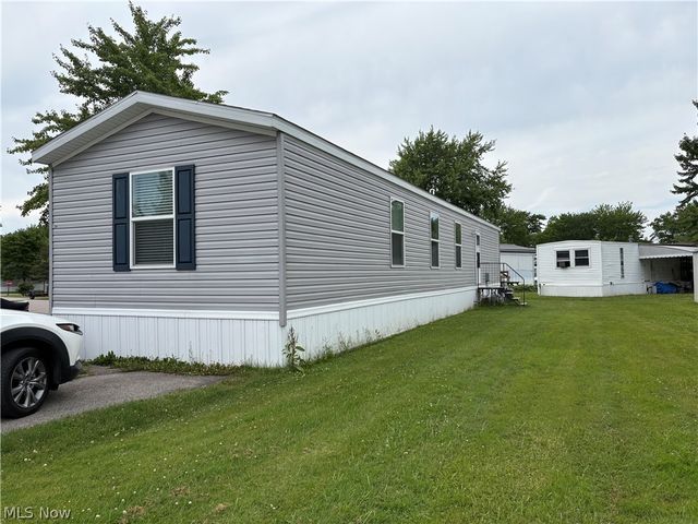 58 Betty Lou Drive, Middlefield, OH 44062