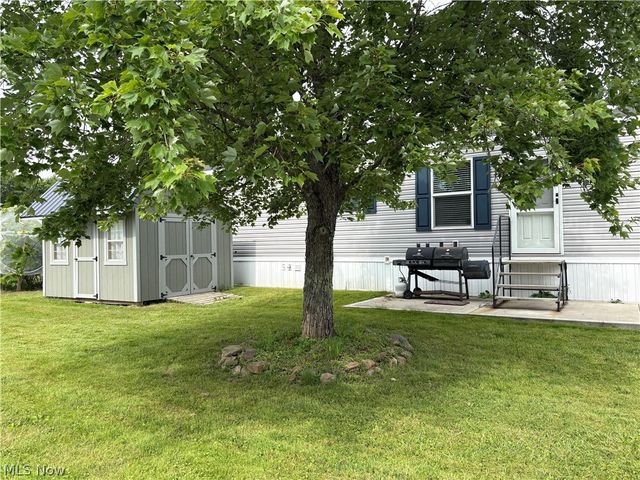 58 Betty Lou Drive, Middlefield, OH 44062