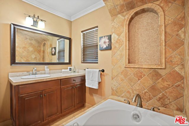 5539 Buffalo Avenue, Sherman Oaks, CA 91401