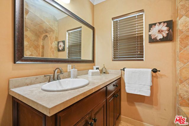 5539 Buffalo Avenue, Sherman Oaks, CA 91401