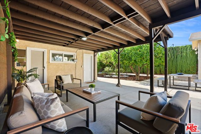 5539 Buffalo Avenue, Sherman Oaks, CA 91401