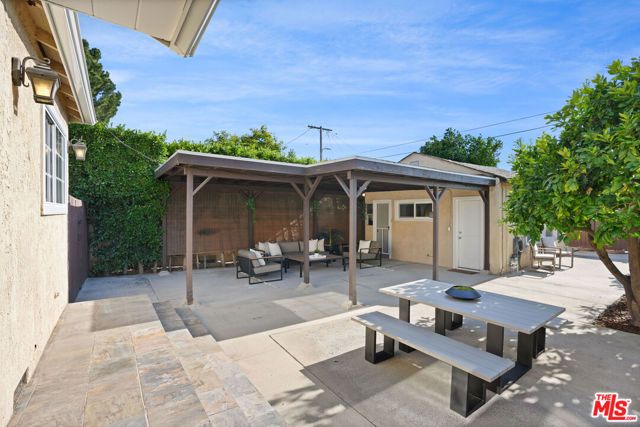 5539 Buffalo Avenue, Sherman Oaks, CA 91401