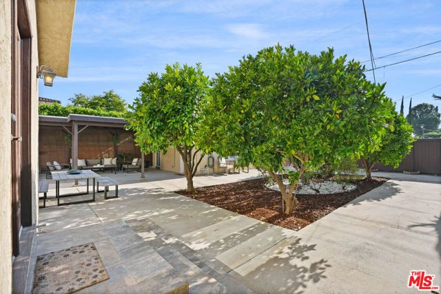 5539 Buffalo Avenue, Sherman Oaks, CA 91401