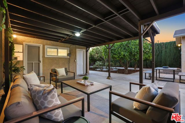 5539 Buffalo Avenue, Sherman Oaks, CA 91401