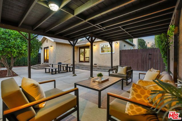 5539 Buffalo Avenue, Sherman Oaks, CA 91401