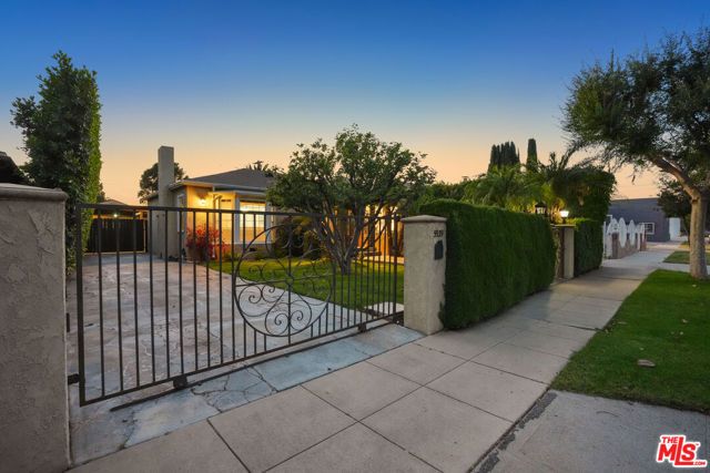 5539 Buffalo Avenue, Sherman Oaks, CA 91401