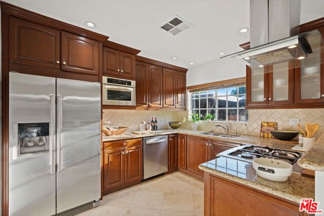 5539 Buffalo Avenue, Sherman Oaks, CA 91401